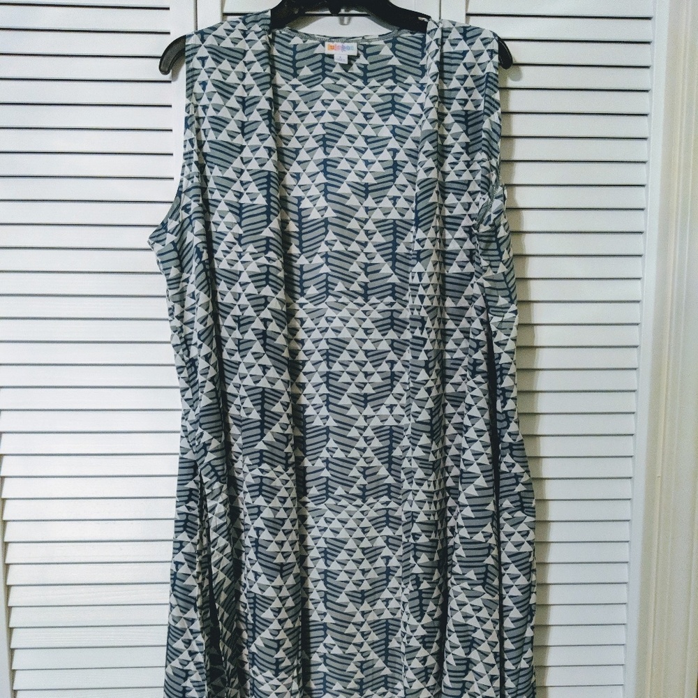 NWOT Lularoe Large Joy